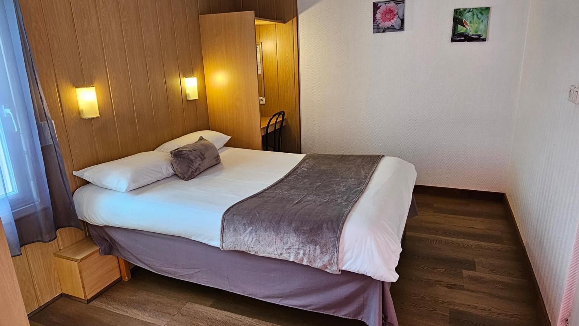 Brit Hotel Essentiel Pau Lescar Zewnętrze zdjęcie