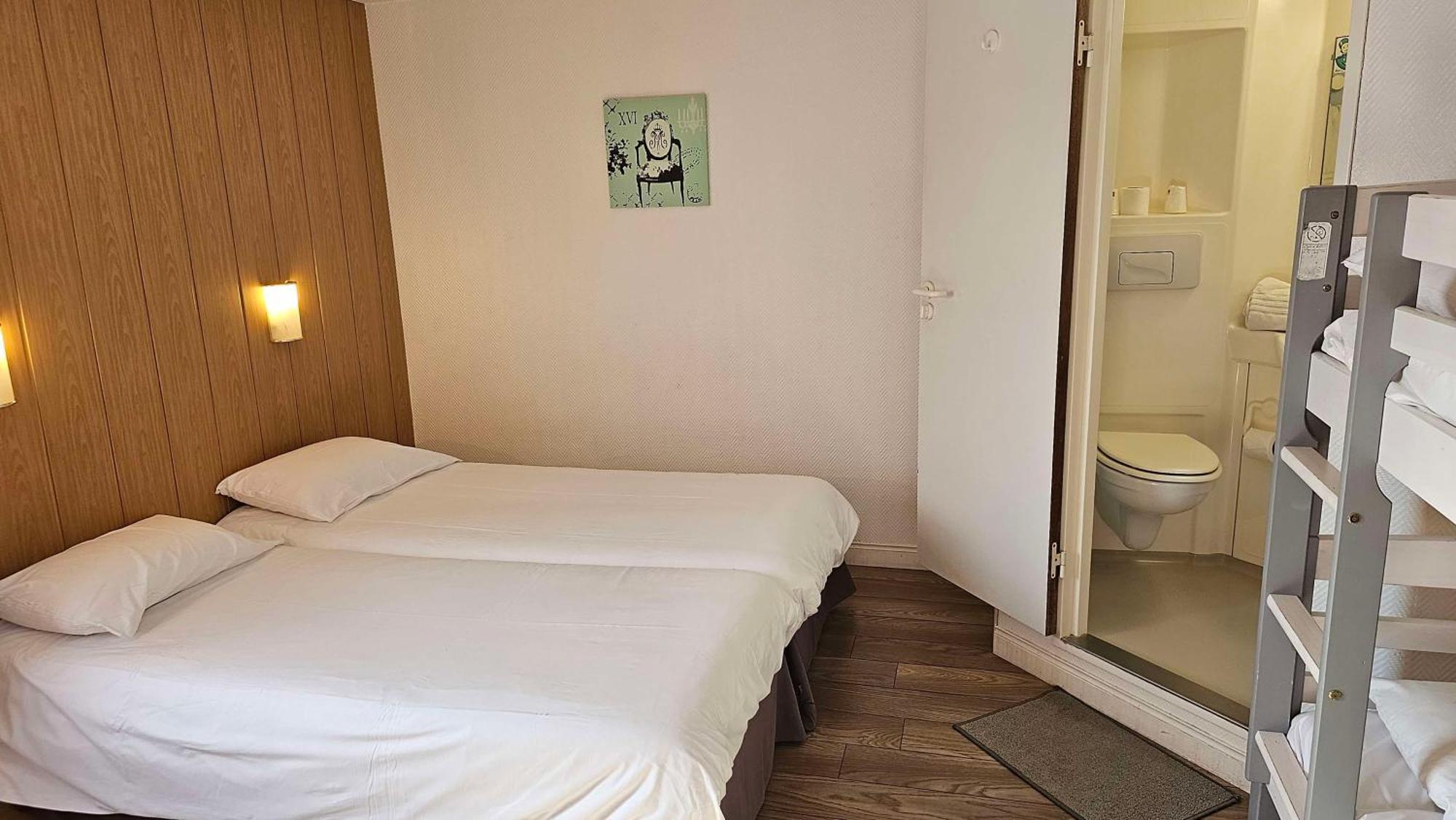Brit Hotel Essentiel Pau Lescar Zewnętrze zdjęcie