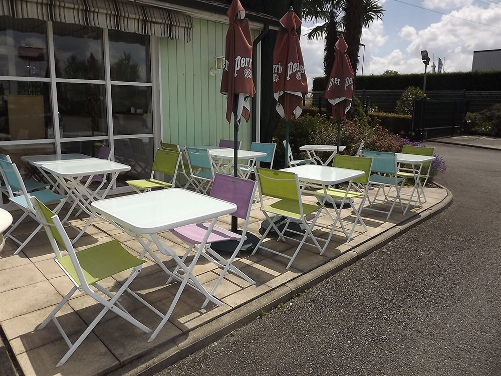 Brit Hotel Essentiel Pau Lescar Zewnętrze zdjęcie